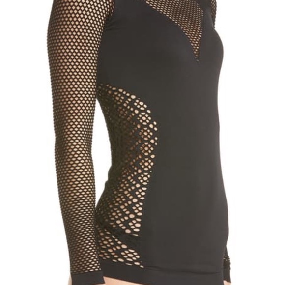 Hauty M/L Perforated Performance Chemise NWT - Picture 3 of 5